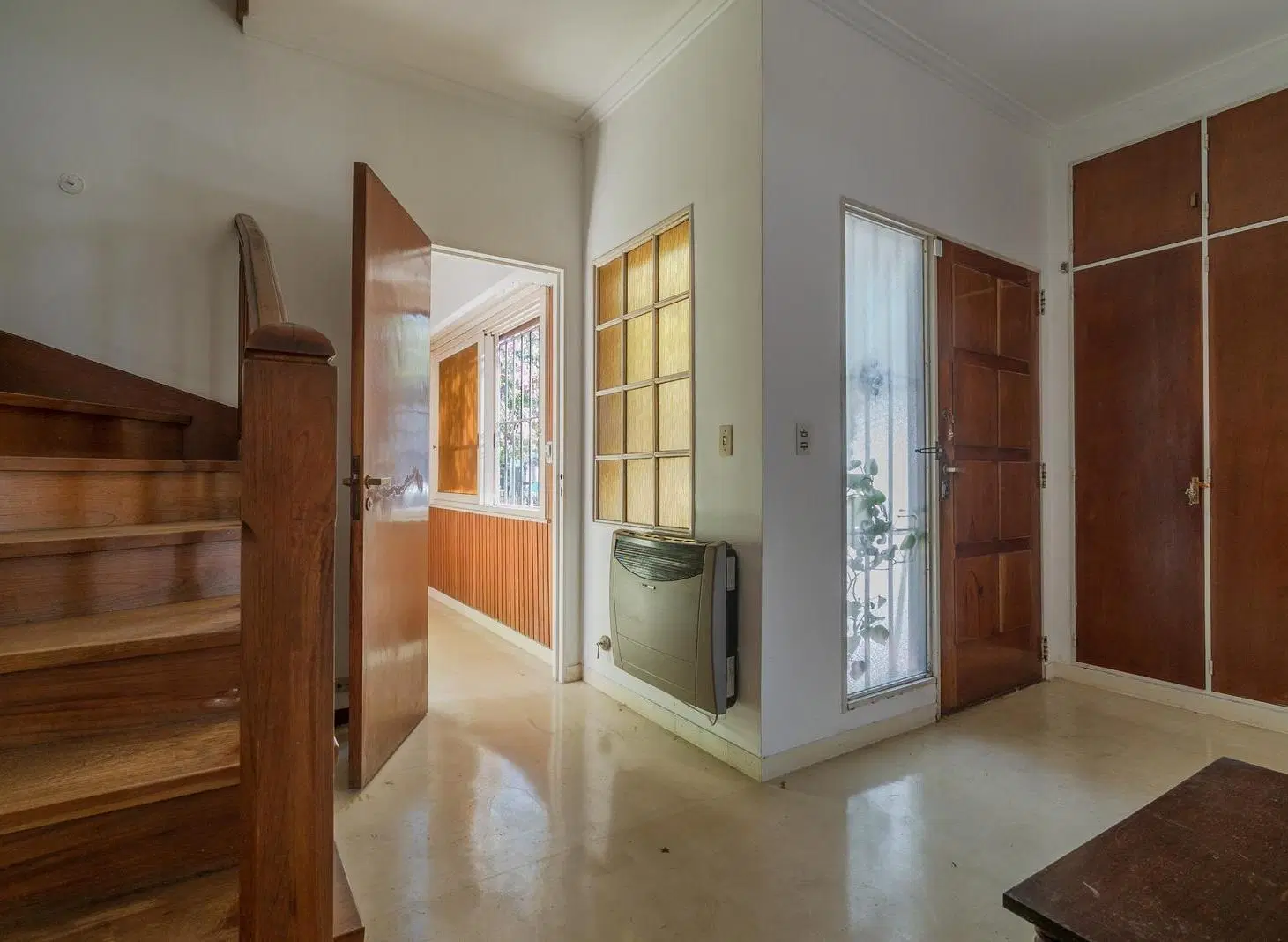 Casa de 6 ambientes y 4 dormitorios con terraza en Pilar 5