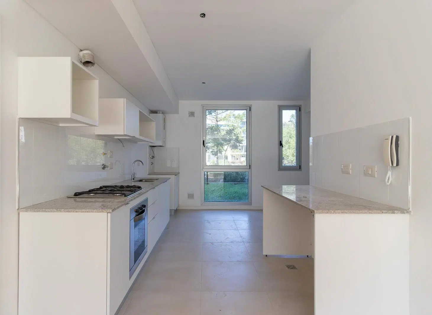 Departamento con gran terraza y parrilla en Venice Tigre 3