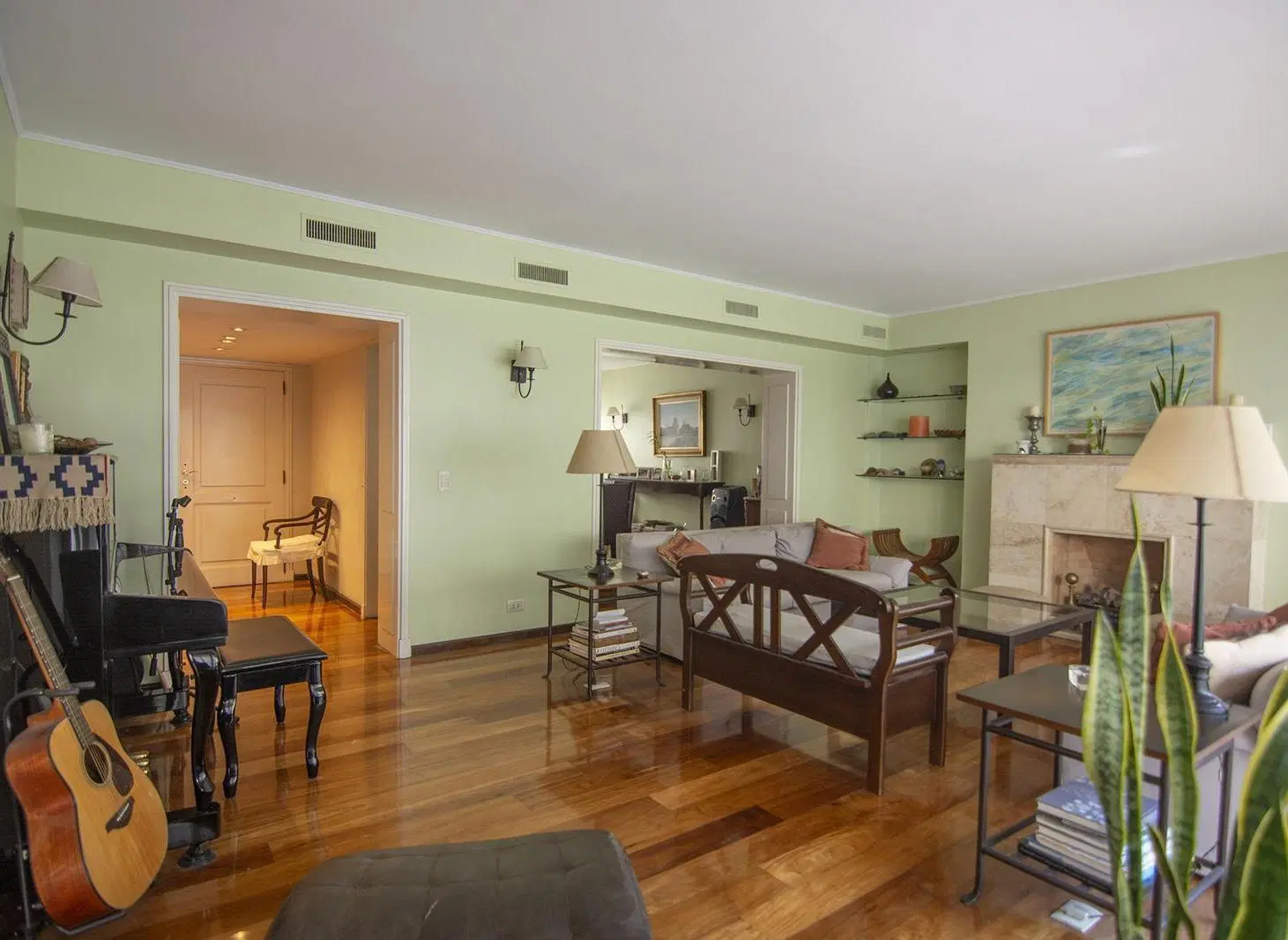 Piso en Venta La Isla - 4 dormitorios con cochera - Exclusividad en el corazón de Recoleta. 2