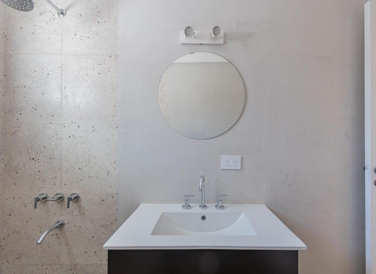 Foto de PH en Saavedra Primer piso en esquina Orientación NO, imagen 2