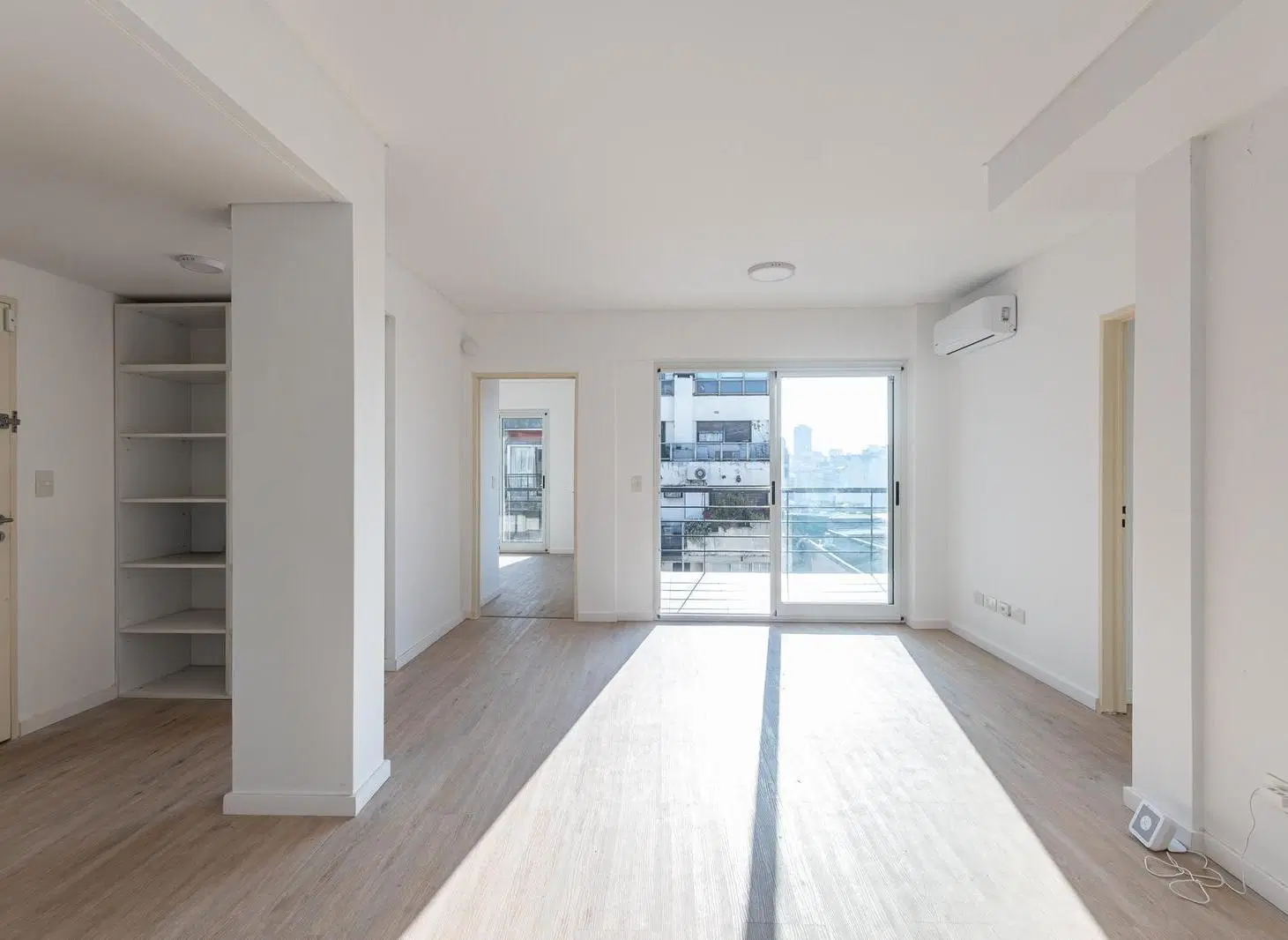 Departamento alquiler con balcón terraza en Recoleta 5