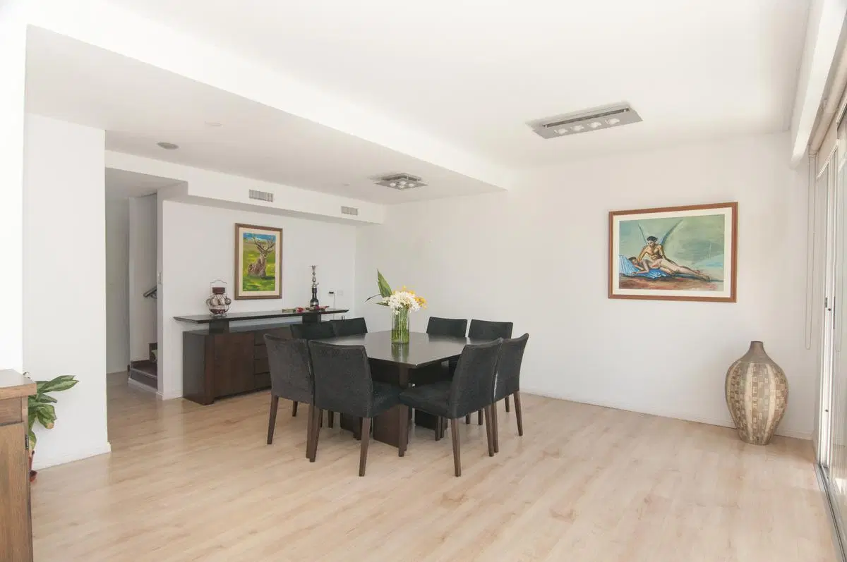 Departamento triplex con cuatro cocheras y parrilla privada - Quilmes 3