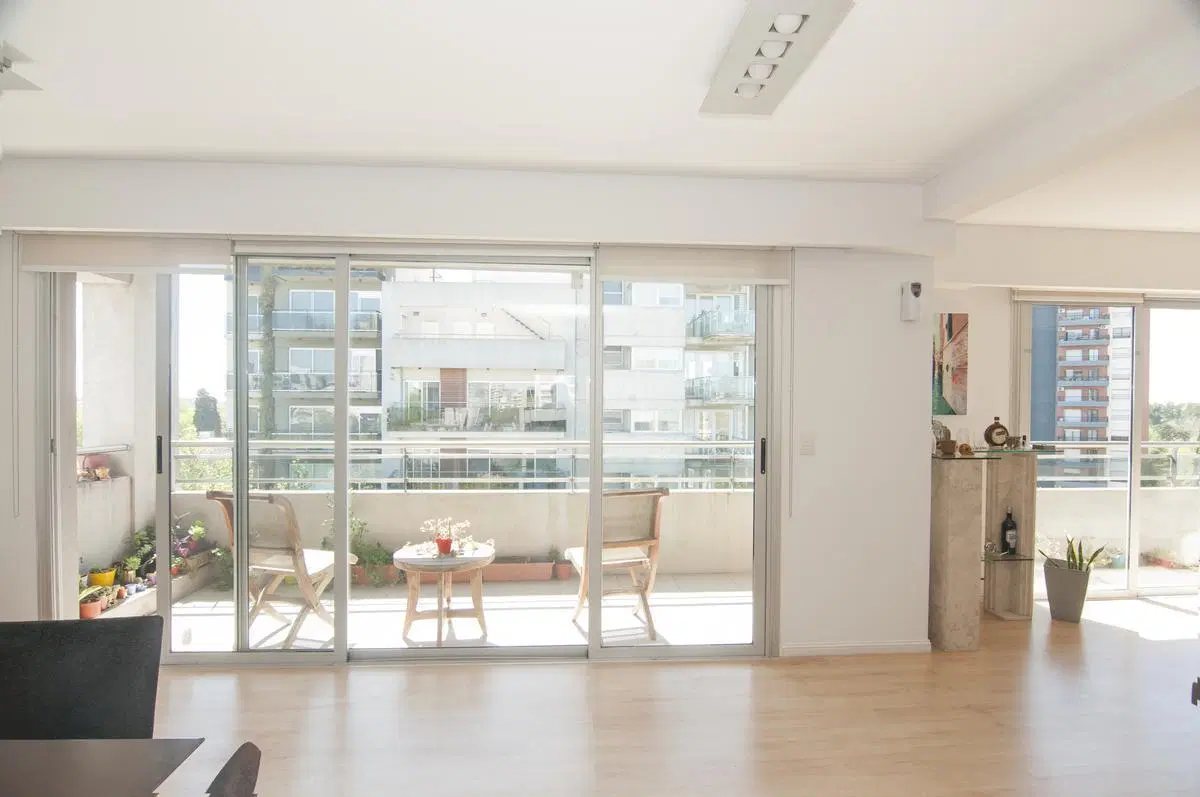Departamento triplex con cuatro cocheras y parrilla privada - Quilmes 5