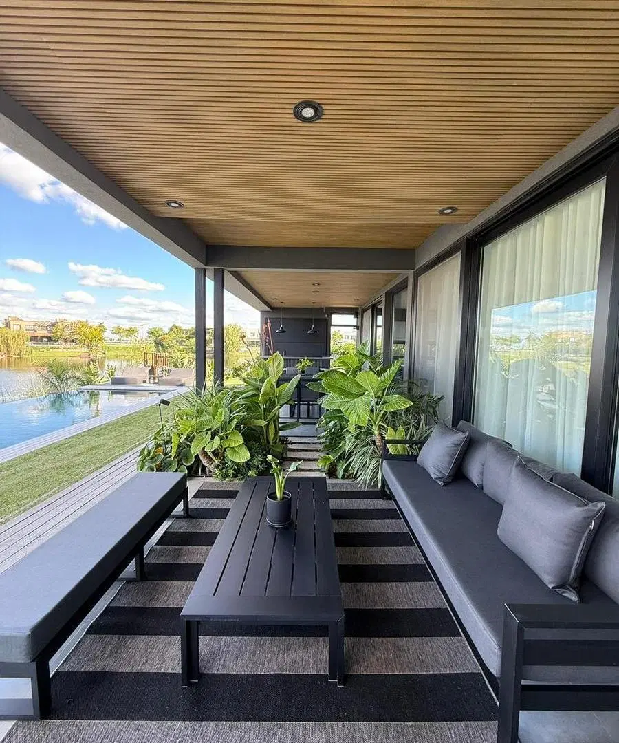 Casa en venta tres suites en Marinas al lago Puertos 3