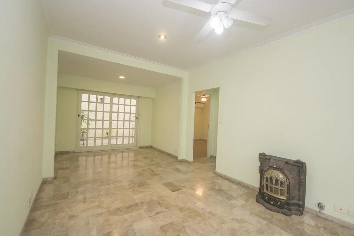 PH 3 ambientes con patio y cochera en Venta 2