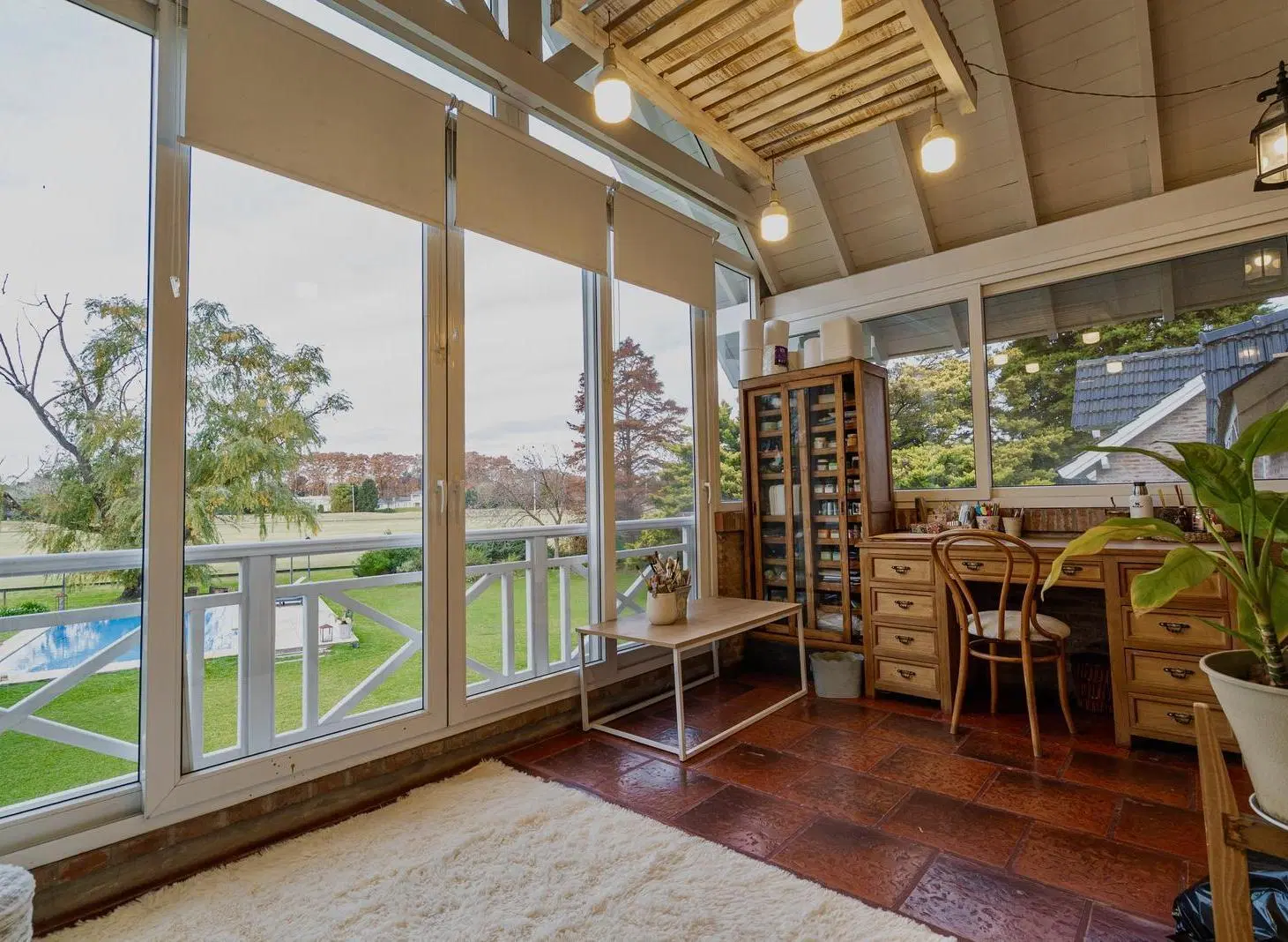Casa en Club de Campo Los Pingüinos con Vista al Polo 3