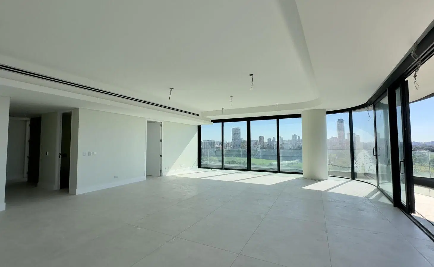 Venta 4 ambientes 2 cocheras Piso Alto L´Avenue Libertador Zaha Hadid 4