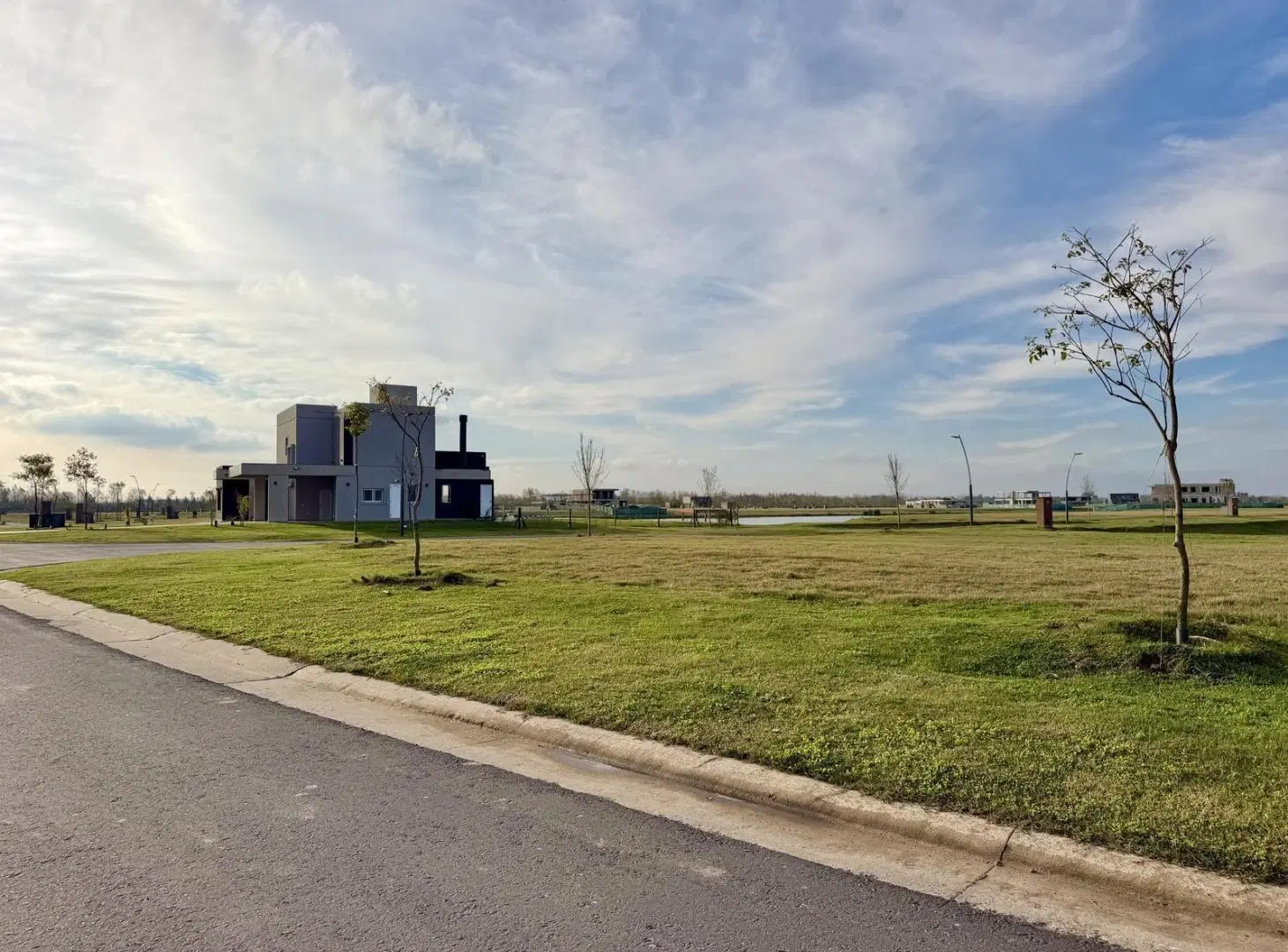 Lote al agua en esquina - Barrio Amarras - Puertos - Escobar 5