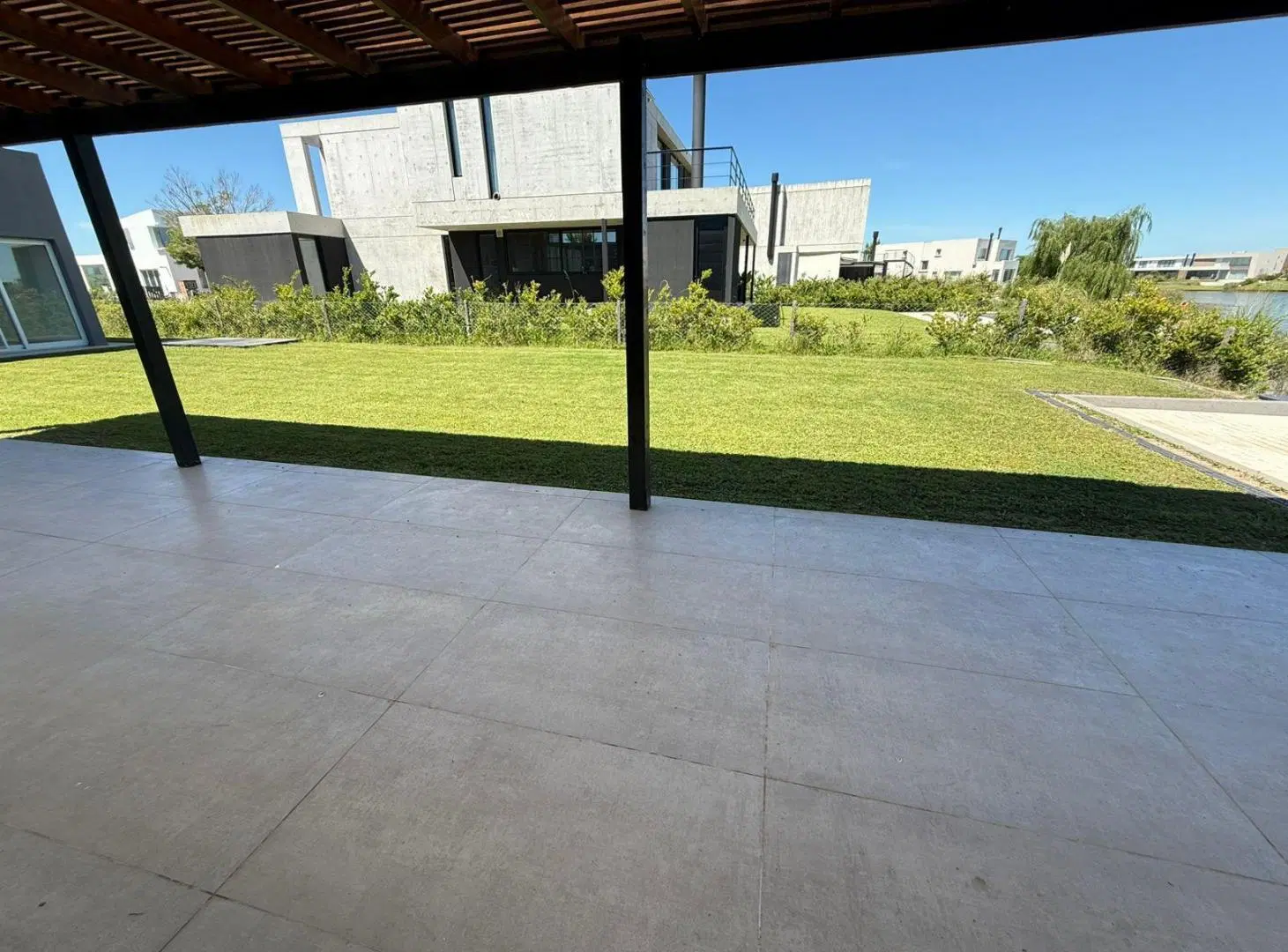Casa en venta al lago cuatro dormitorios 4