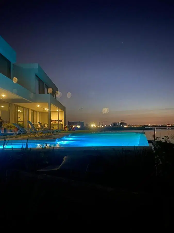 Casa al lago en venta 4 dormitorios 2