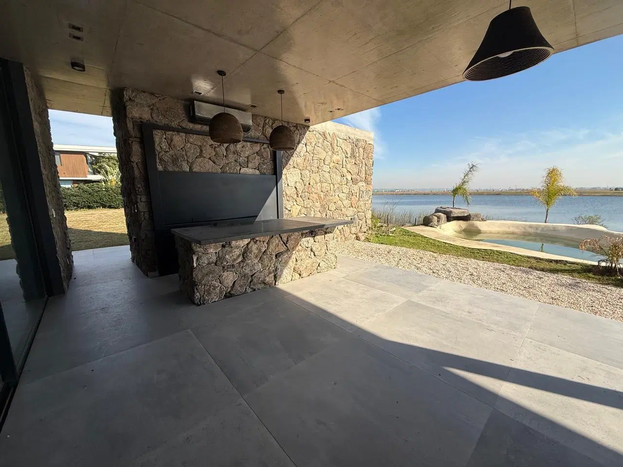 Casa Muelles Puertos al lago central 8