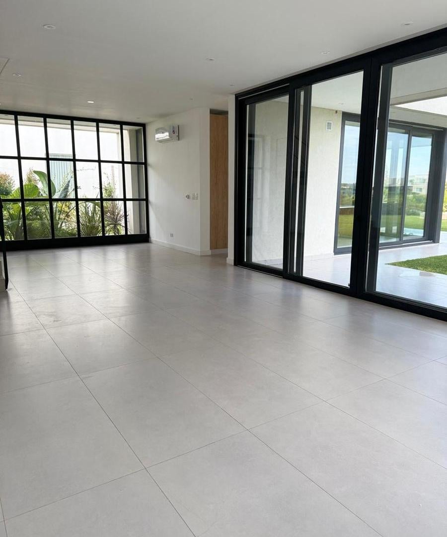 Foto de Casa en alquiler al lago Barrio Costas Puertos, imagen 5