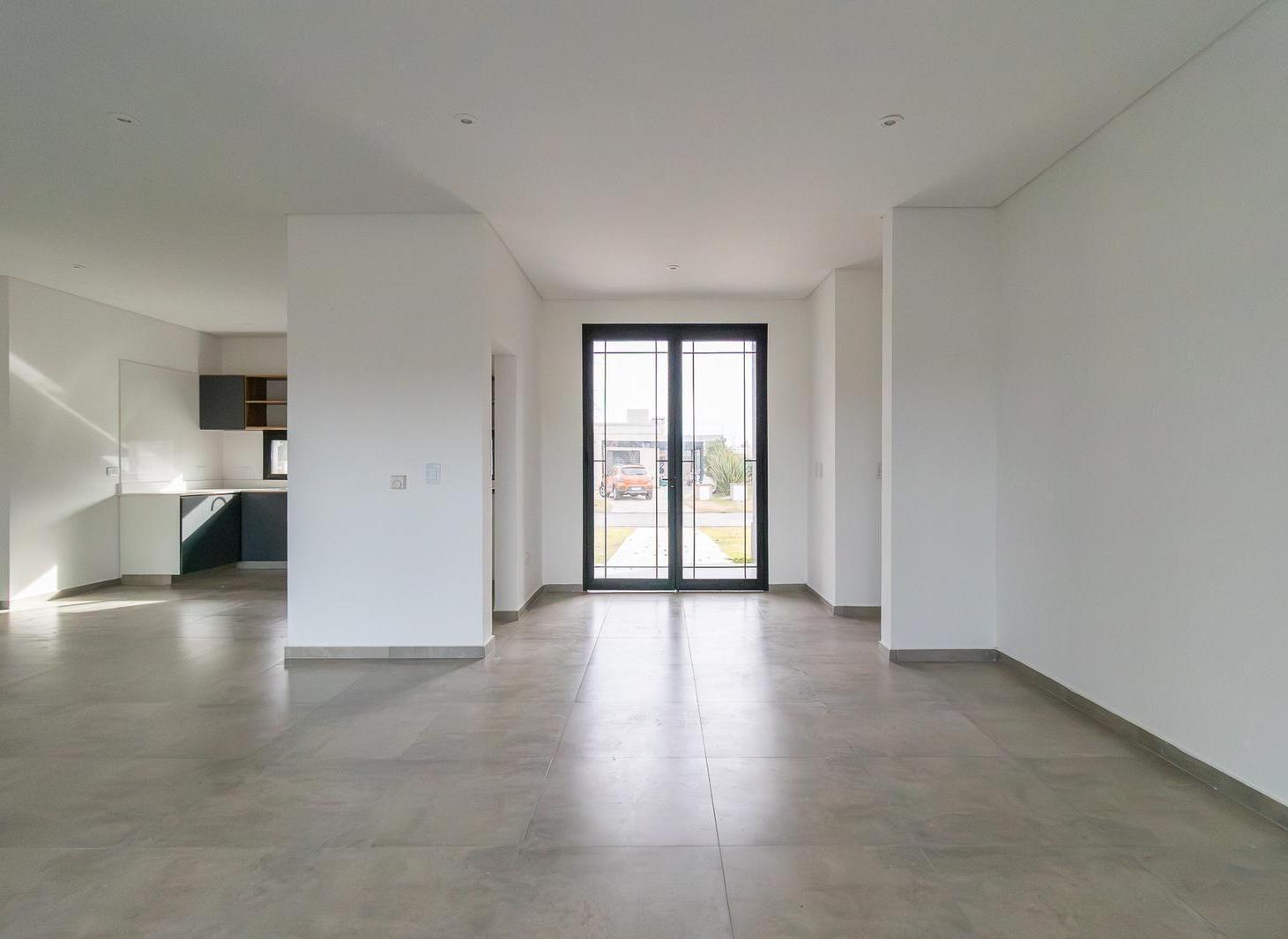 Foto de Casa tres dormitorios más escritorio o dependencia., imagen 4