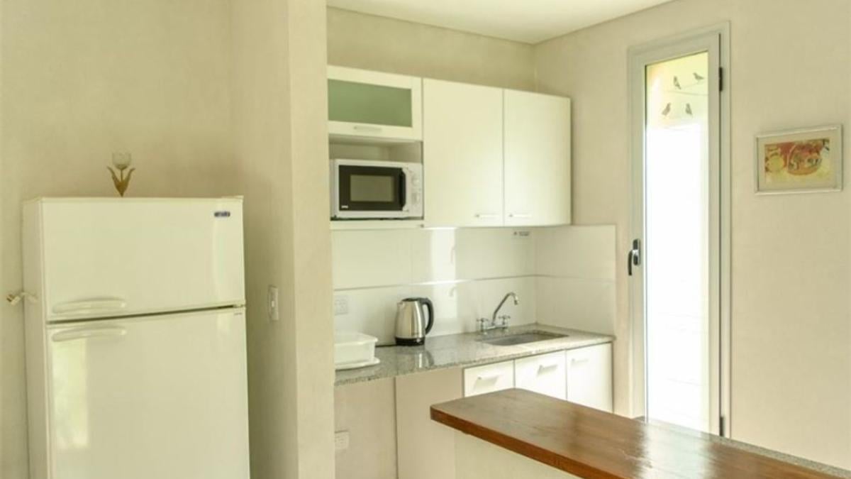 Foto de Edificio en Venta 8 Deptos + Renta 10% - Chascomús, imagen 1