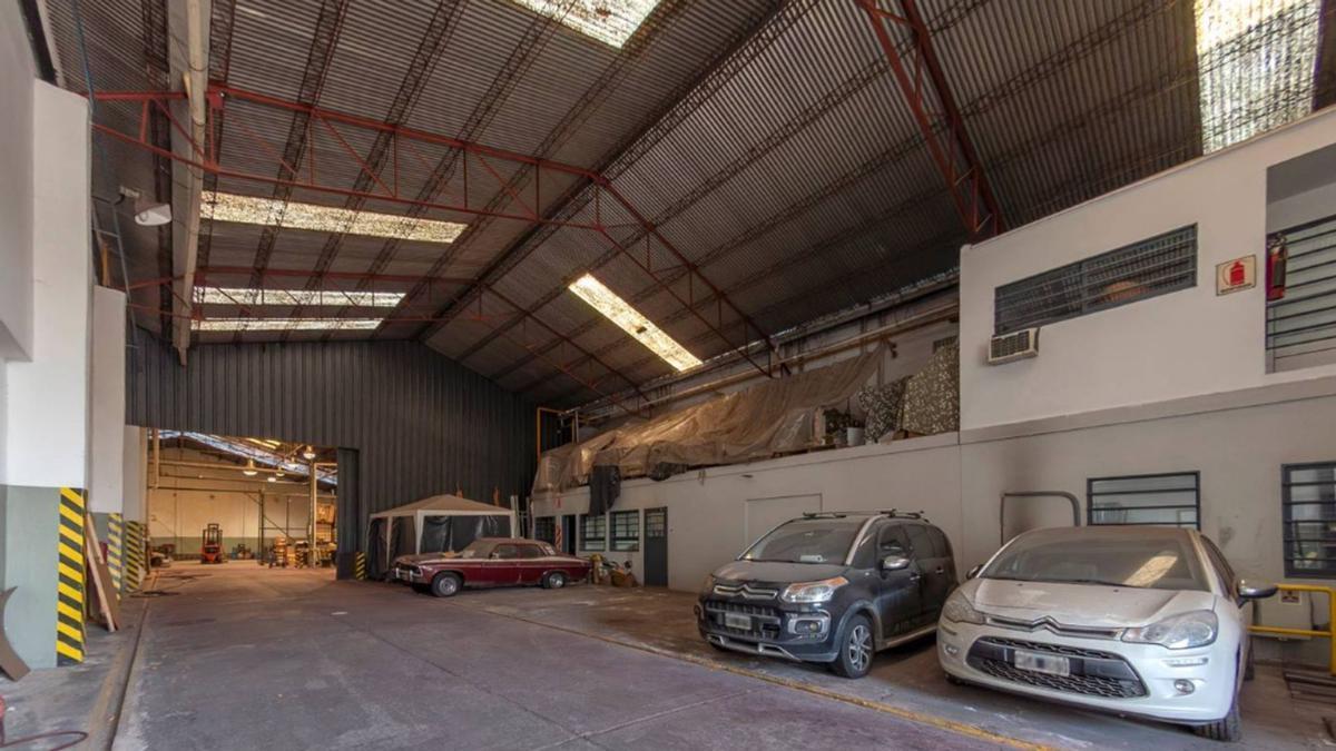 Foto de Venta Galpón 1.220m² S/Columnas 9m de alt. - Lanús, imagen 4