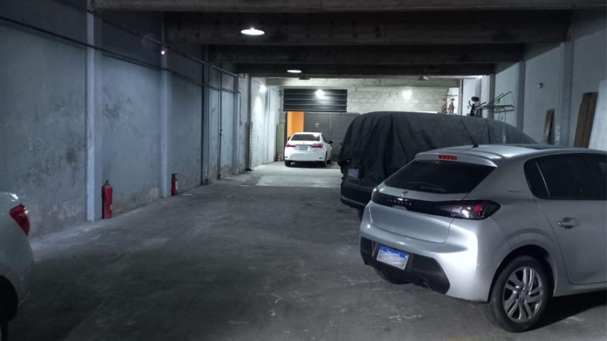 Foto de Galpón en Venta + Dúplex + 2 Deptos - Lanús Oeste, imagen 3
