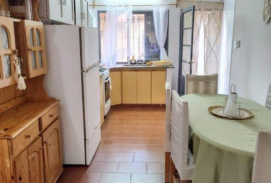 Foto de VENTA CASA 5 AMBIENTES CON LOTE DE 1100 M2. CHASCOMÚS, imagen 4