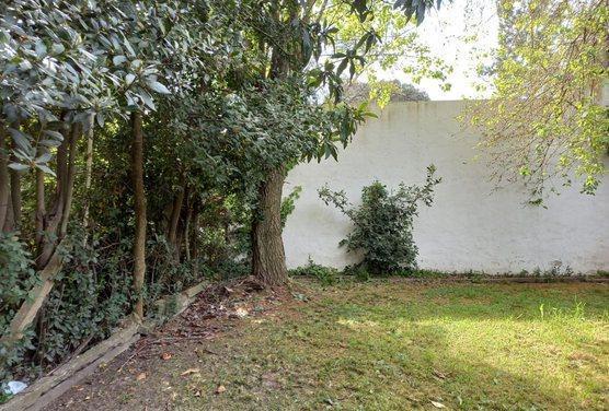 Foto de LOTE DE 1.000 M2 CON CASA DE 3 AMBIENTES Y QUINCHO, ZONA DE QUINTAS A 4, imagen 1