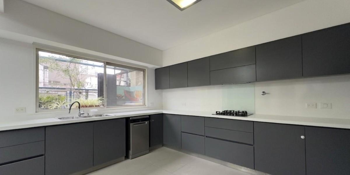 Foto de Departamento en Alquiler 6 ambientes 2 cocheras Palermo Chico, imagen 5