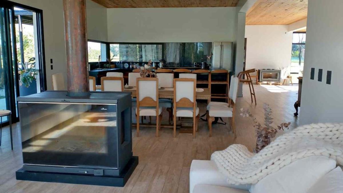 Foto de Casa en Venta 4 Ambientes en Barrio De Chacras Laguna Vitel, Chascomús, imagen 4