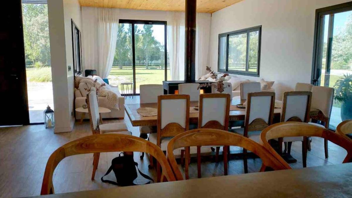 Foto de Casa en Venta 4 Ambientes en Barrio De Chacras Laguna Vitel, Chascomús, imagen 3
