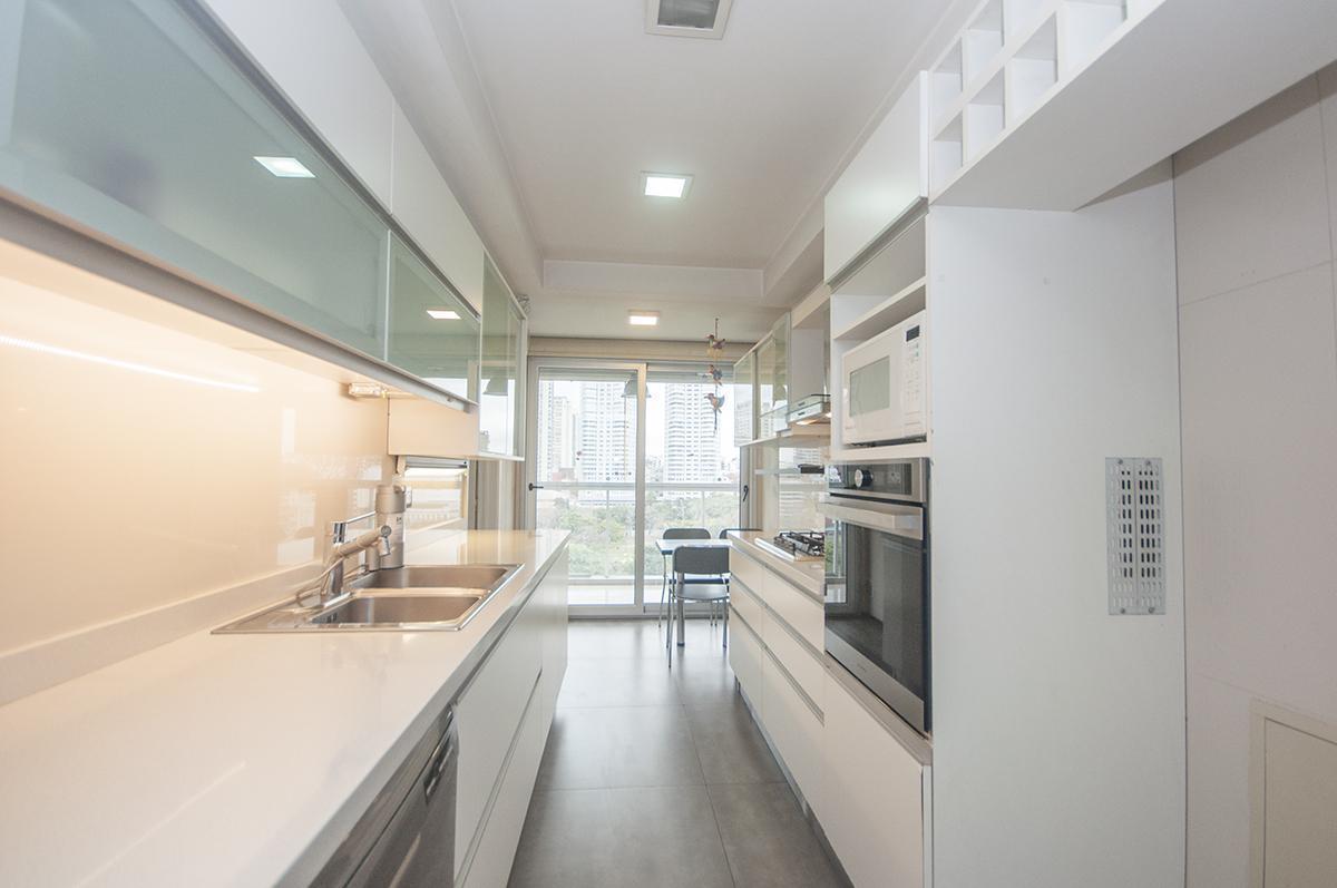 Foto de Piso de categoria 3 dormitorios con cochera - Alquiler - Parque Las, imagen 5