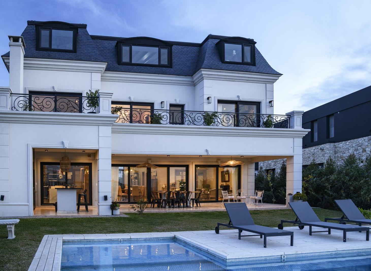Foto de Venta Casa estilo Francés al Lago 8 Ambientes en Muelles Puertos, imagen 2