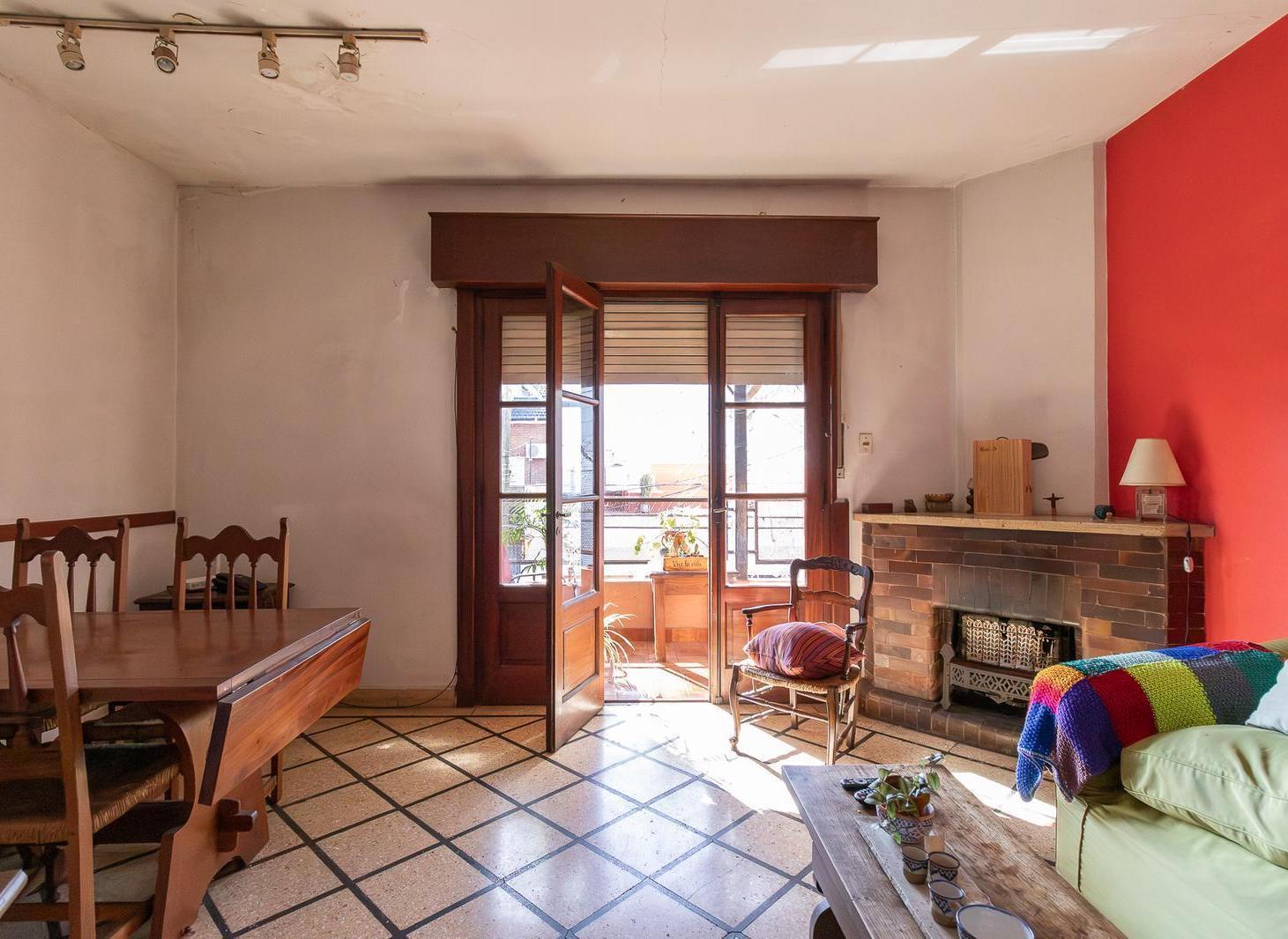 Foto de PH de 4 ambientes con patio en la mejor zona de Florida, imagen 1