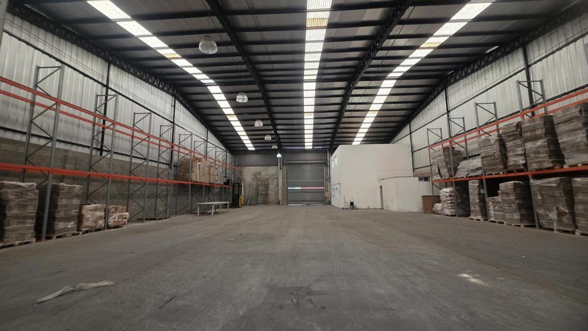 Foto de Depósito en Alquiler de 1250 m² en Canning Industrial, imagen 2