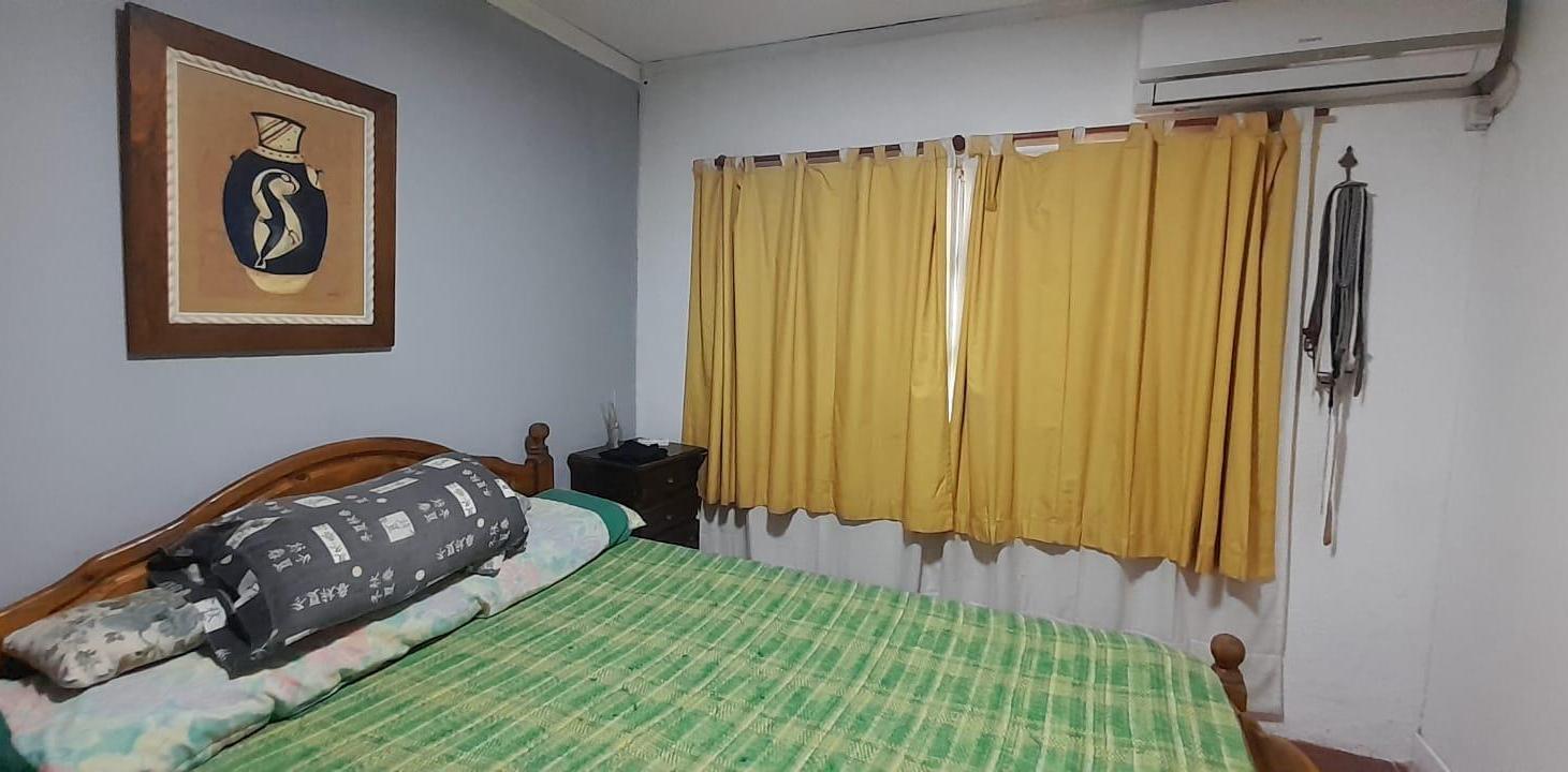 Foto de VENTA. CASA 4 AMBIENTES CON PARQUE Y PILETA. CHASCOMÚS., imagen 5