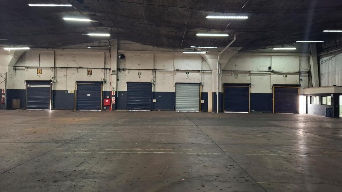 Foto de Alquiler Nave Logística 10675 m² en Parque Industrial Hurlingham, imagen 1