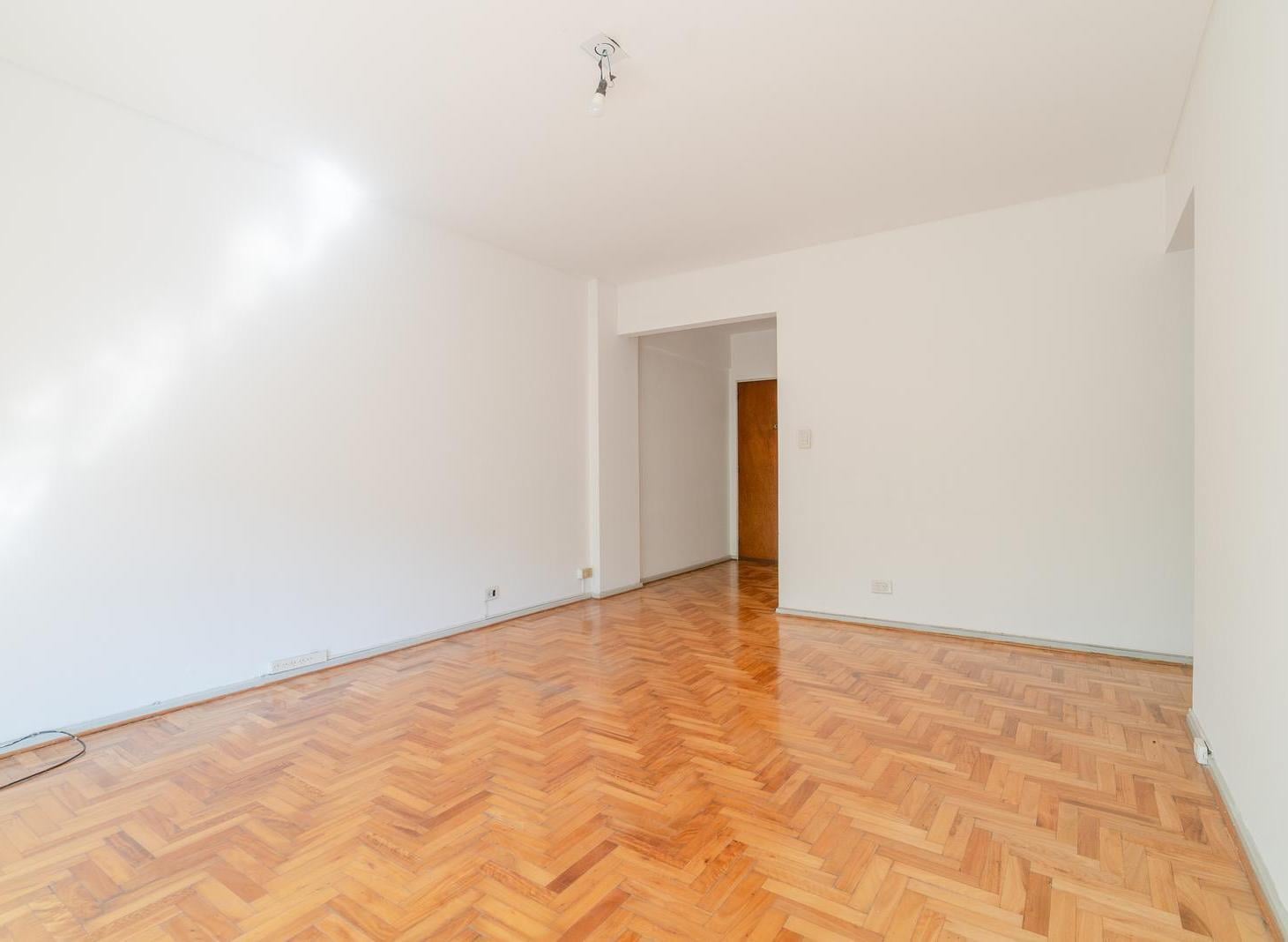 Foto de Departamento de tres ambientes con balcón, Luminoso en Almagro, imagen 2