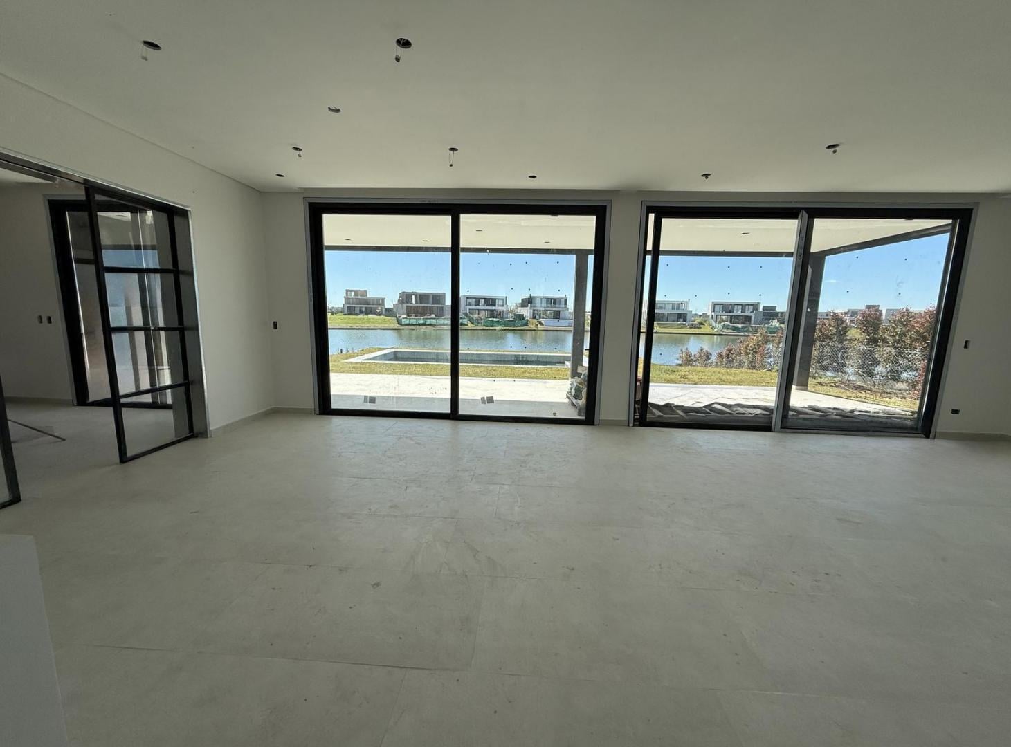Foto de Venta Casa al Lago 6 Ambientes en Costas Puertos, imagen 5