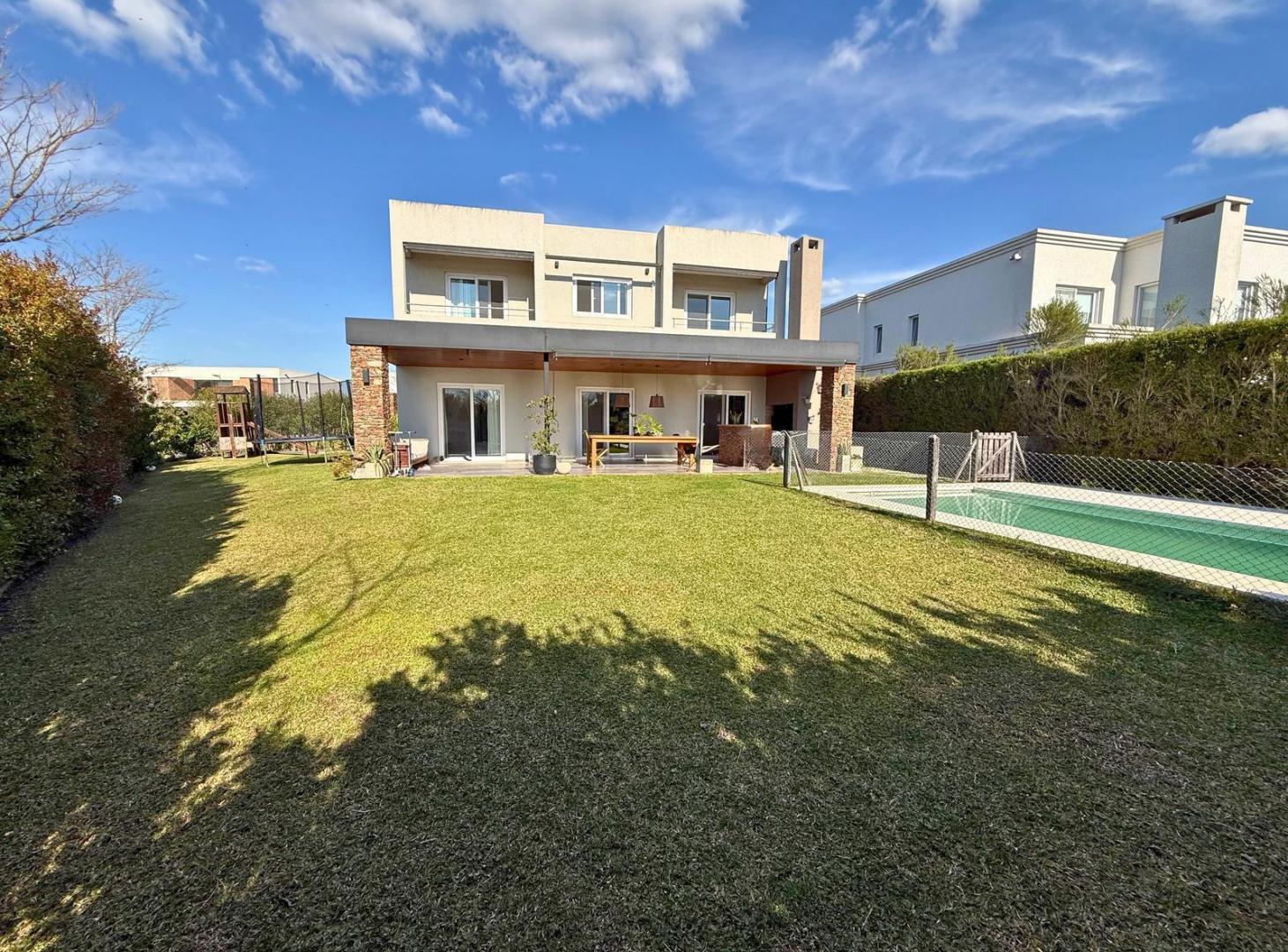 Foto de Venta Casa 5 Ambientes en Ceibos Puertos, imagen 1