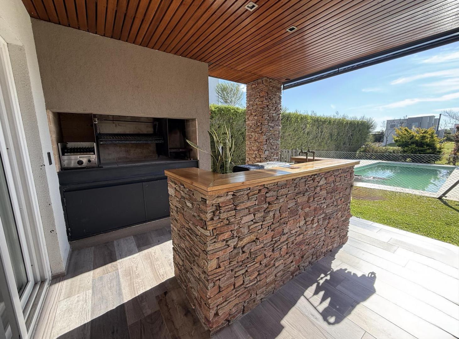 Foto de Venta Casa 5 Ambientes en Ceibos Puertos, imagen 2