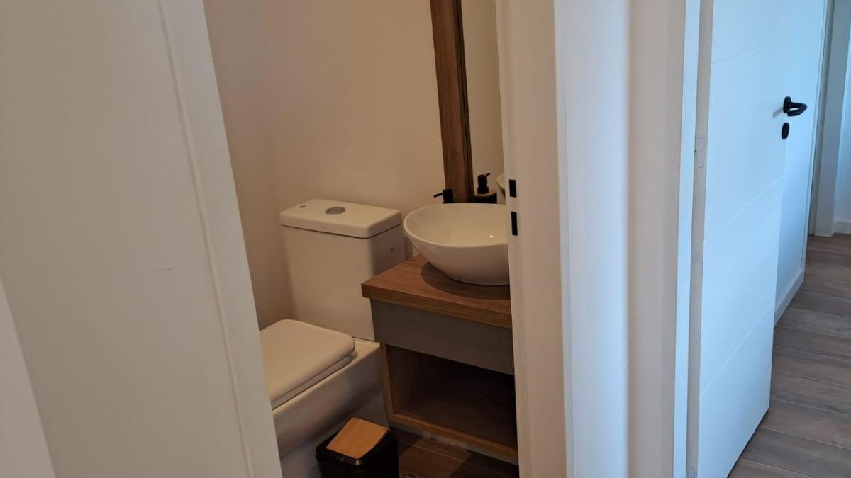 Foto de Semipiso 2 amb a estrenar en venta, Valentín Alsina., imagen 1