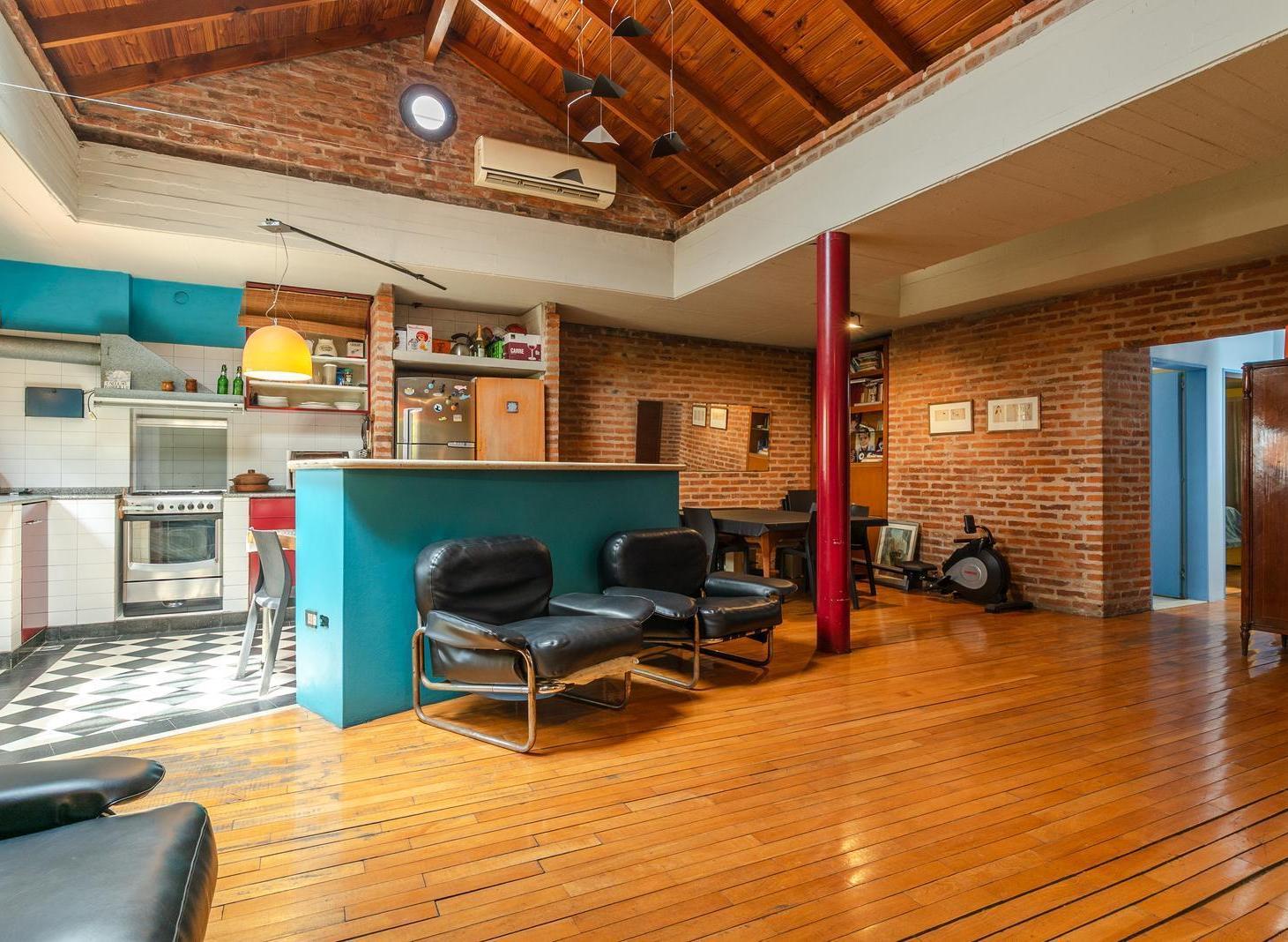 Foto de Excelente Casa c/Parrilla y Deposito ,Taller en Planta baja Lanús Este!, imagen 5