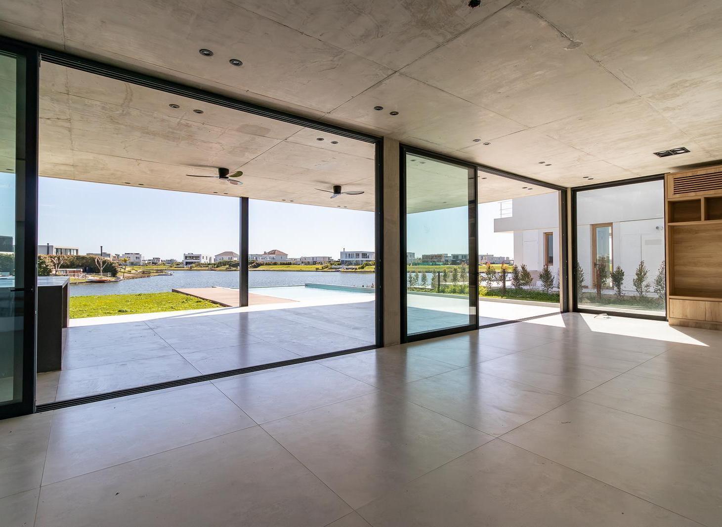 Foto de Casa en venta al lago en Marinas puertos, imagen 2