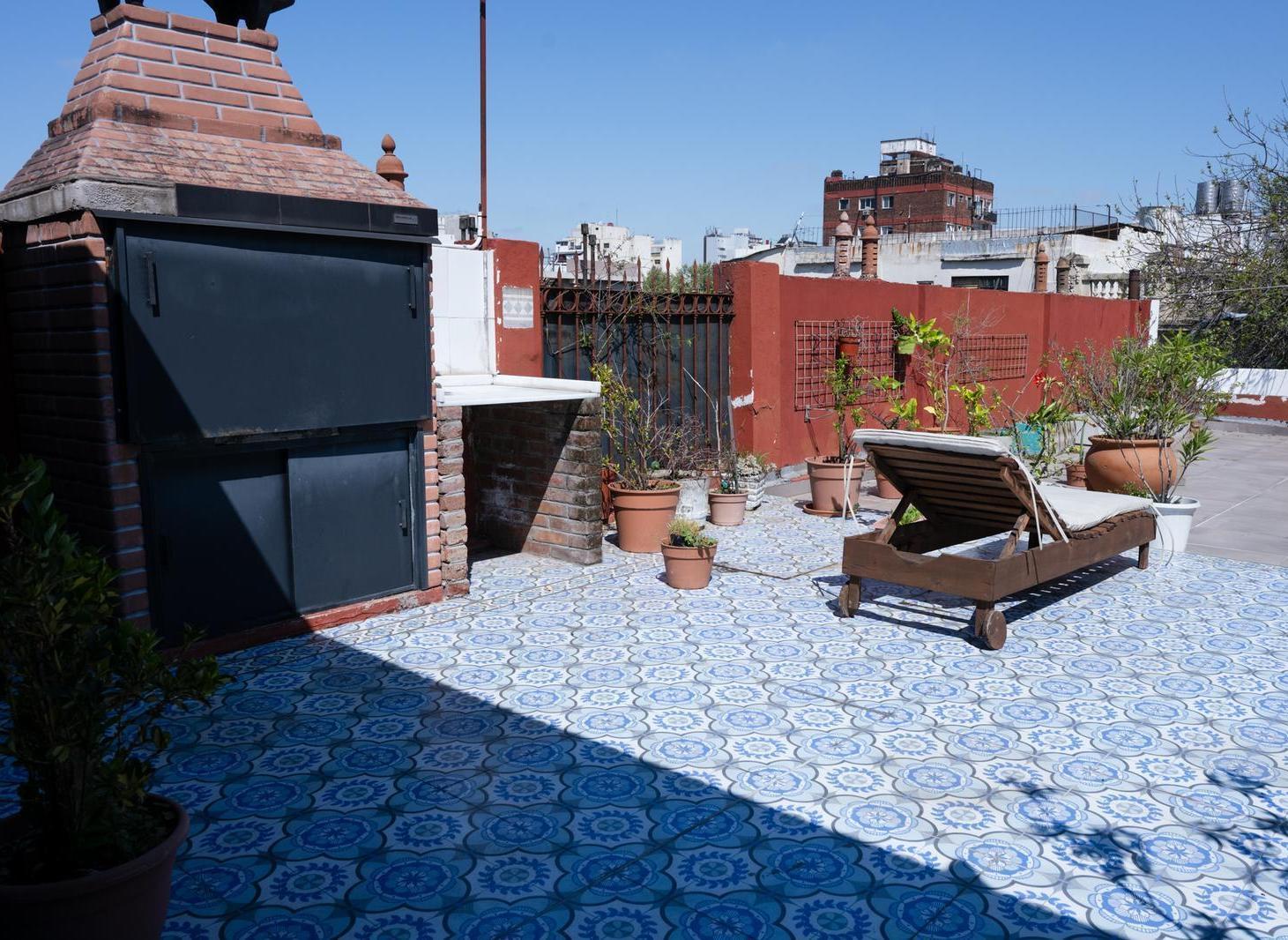 Foto de PH en Boedo con entrada independiente, terraza y parrilla., imagen 1