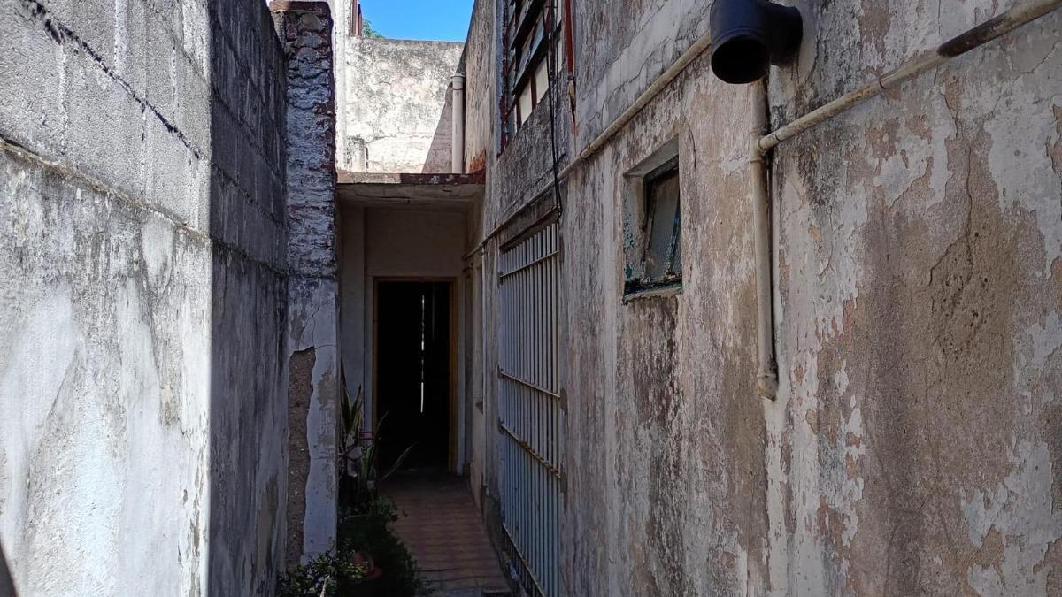 Foto de Casa 4 ambientes con local y galpón en venta, Lanús Este, imagen 5