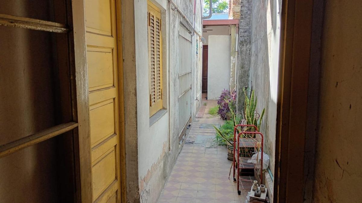 Foto de Casa 4 ambientes con local y galpón en venta, Lanús Este, imagen 4