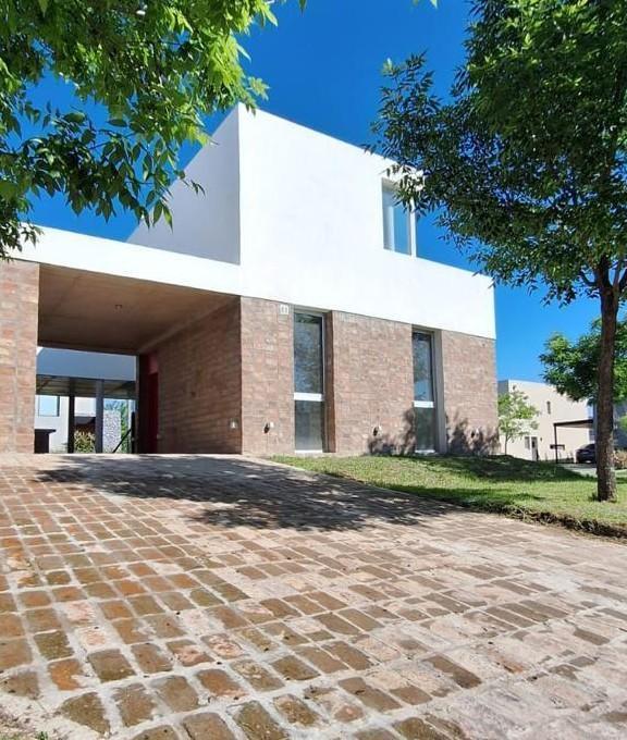 Foto de en Araucarias 200 PUERTOS, imagen 1