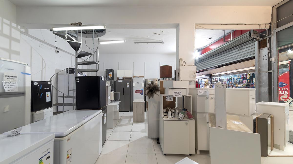 Foto de Locales en Venta en galería Paseo Luxor 800 m² - Microcentro San Nicolás, imagen 2