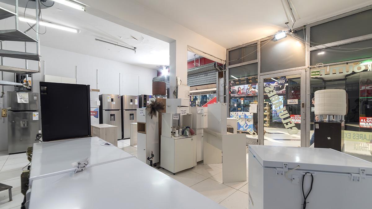 Foto de Locales en Venta en galería Paseo Luxor 800 m² - Microcentro San Nicolás, imagen 4