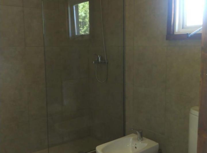 Venta De Confortable Casa + Departamento En Barrio Muy Tranquilo  1