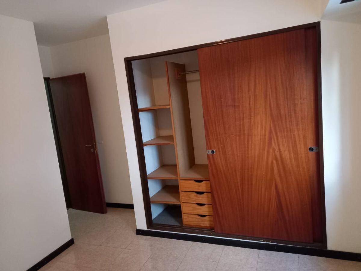 Foto de ALQUILER Permanente Departamento 2 dormitorios. San Carlos de Bariloche. Río Negro, imagen 3