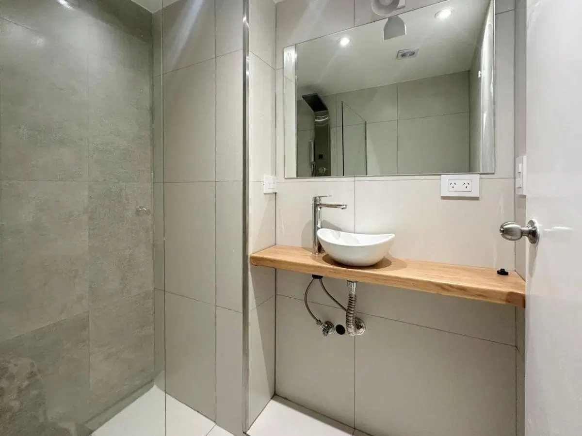 VENTA Departamento Monoambiente Céntrico A ESTRENAR. San Carlos de Bariloche. Río Negro 3
