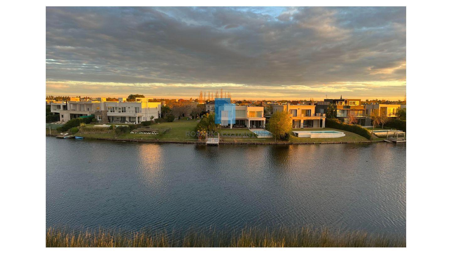 Foto de Casa 8 ambientes 5 dormitorios. | Casa en venta en Los Lagos, Nordelta, imagen 4