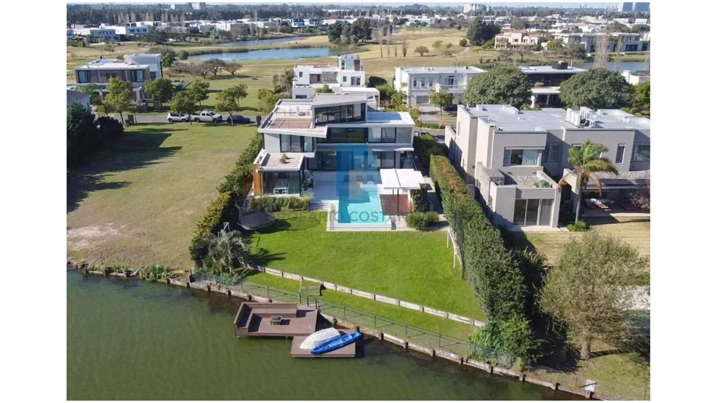 Casa en venta en El Golf, Nordelta 2