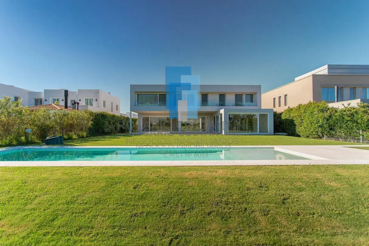 Casa en venta en el Golf, Nordelta 2